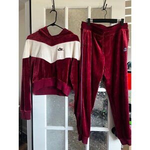 Nike Suede Matching Sweat Set